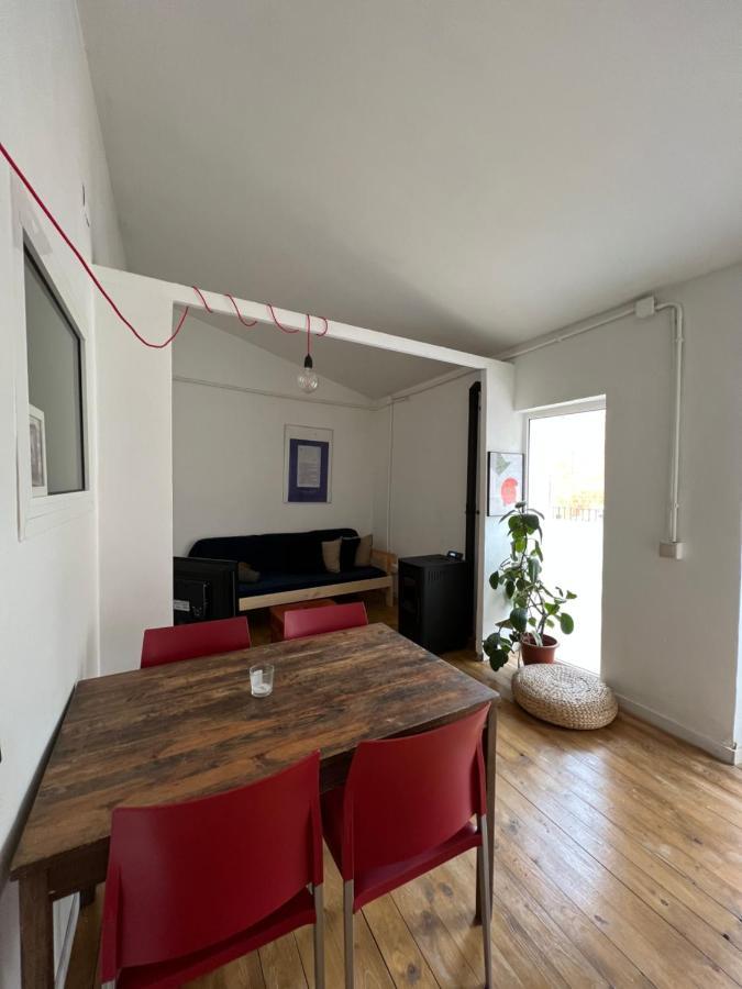 Precioso apartamento en el centro de Esparreguera Exterior foto