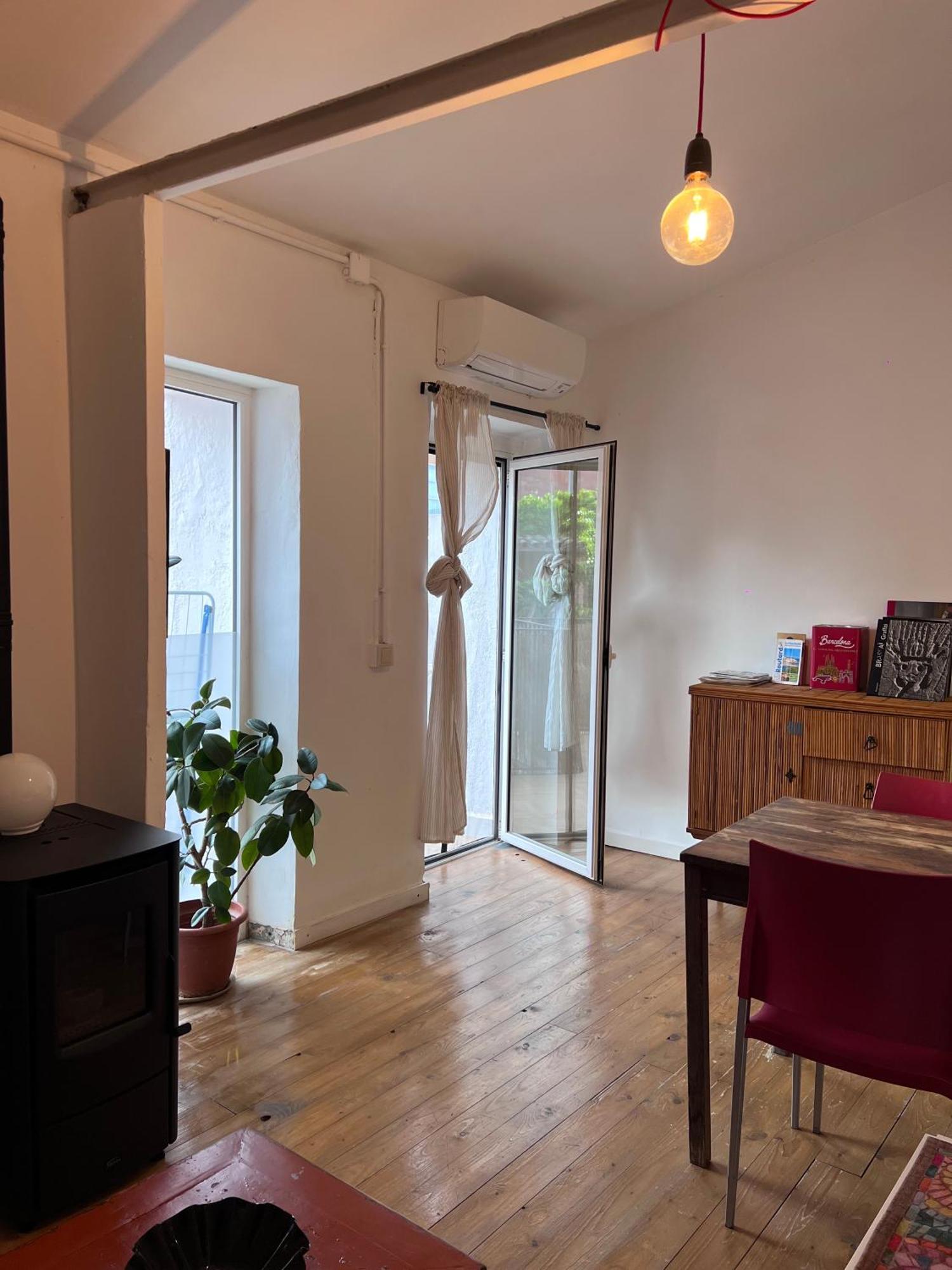 Precioso apartamento en el centro de Esparreguera Exterior foto